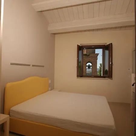 Farm stay Pozzuolo Serrungarina