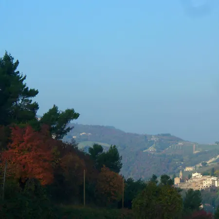 Pozzuolo Farm stay Serrungarina